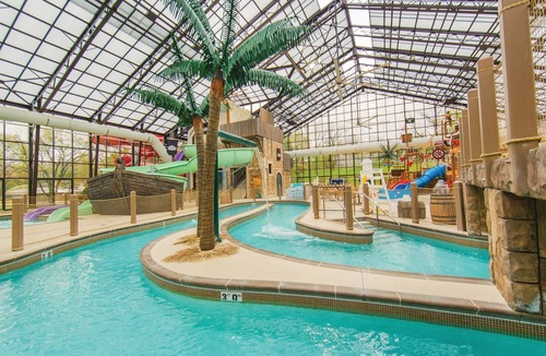 Sheridan Apartment | FAMILY FUN. RELAXING ENVIRONMENT - 2BR + 2BA + KITCHEN