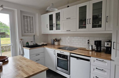Eguzon-Chantome House | Family gîte 8 pers 10 min from the lake - 4 bedrooms