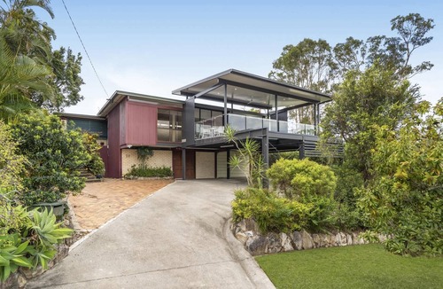 Everton Park House | Family Home Near North Brisbane Parks