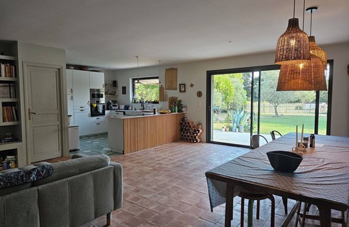Graveson Villa | Family home near the Alpilles