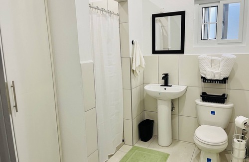 Vieux Fort House | Family House