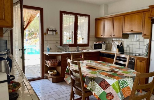 Speracedes Villa | Family house, swimming-pool, panoramic view to Cannes bay and Esterel mountain