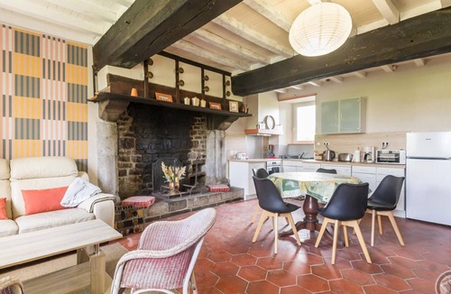 Orval Cottage | Family house with garden and terrace - Orval sur Sienne