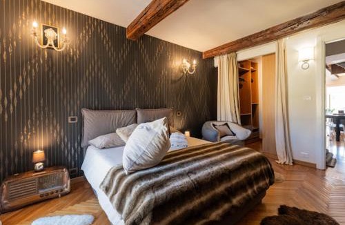 Roman Quarter Apartment | FAMILY