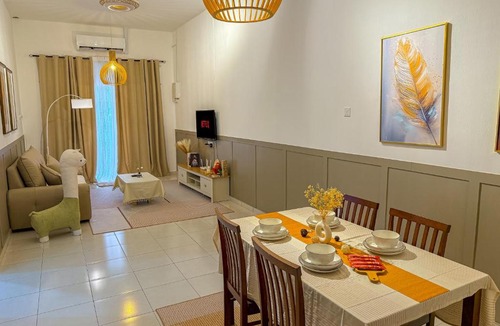 Taiping House | Family Landed 2BR House with Coway Free WiFi and Netflix for 8 Guests