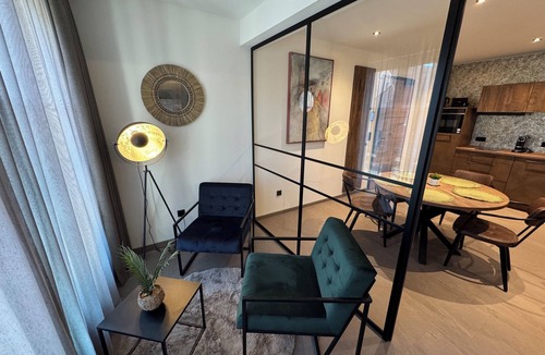 Wolframs-Eschenbach Apartment | Family Loft Suite with LED fireplace
