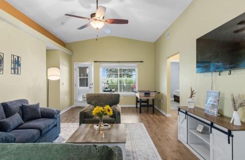 Milton House | Family Milton Home with Private Pool