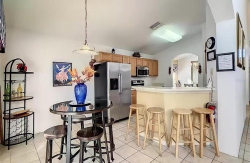Seasons House | Family Oasis 5BR Villa with South Facing Pool and Games Room Near Disney