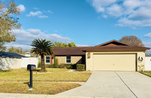 Country Place House | Family Paradise.4-Bedroom.Private Pool.BBQ.Mini Golf
