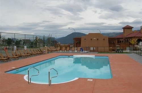 Central Okanagan Cottage | Family Paradise Lake View Cottage at La Casa Resort