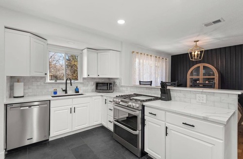 Littleton House | Family-Ready 4BR/3BA Sleeps 8 GameRoom FirePit