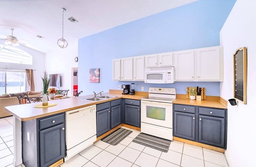 Solana House | Family Resort Home w Pool, BBQ & Game Room