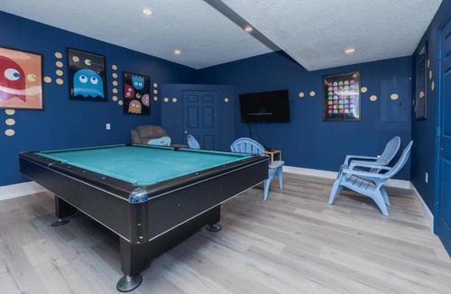 Lake Berkley House | Family Resort Pool Home Near Disney