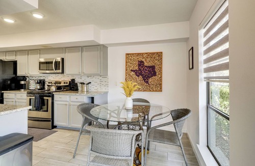 Lakeway Condo | Family Retreat 1/2 Mi to Lake Travis: Pets Welcome
