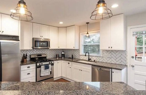 Durham Apartment | Family Retreat - 3-bedroom unit with NEW Pool, WiFi and AC in North Durham