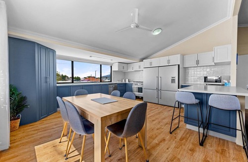 South Yunderup House | Family Retreat on the Water in South Yunderup