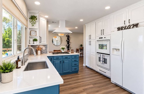 Tierrasanta House | Family Retreat-Full Kitchen✅10min-Zoo, Balboa Park✅Views✅BBQ✅Smart TV's✅Hot Tub