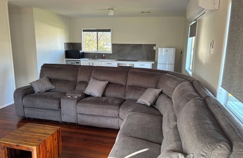 Caboolture House | Family retreat near Caboolture Hospital