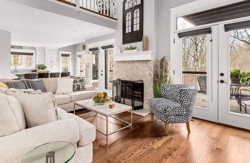 Pegram House | Family Retreat ~ Near Nashville w/ Fire Pit, Pool Table, Poker Table, Soaking Tub, & Daybed Swing