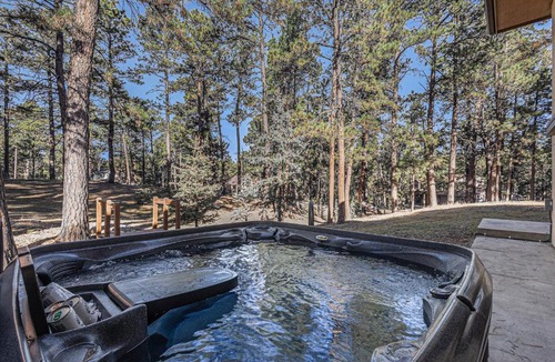 Colorado Springs House | Family Retreat w Zipline Theater Sauna