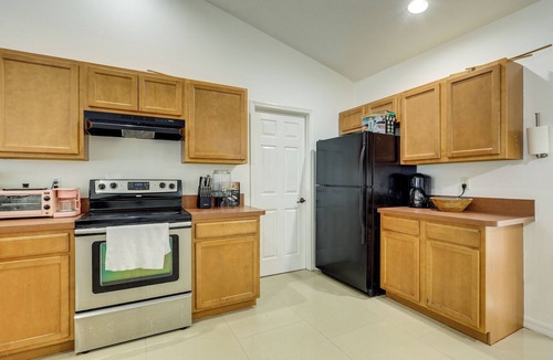 Ocala House | Family Retreat w/Yard: 17 Mi to Equestrian Center