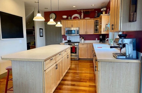 Lummi Island House | Family Reunion Gem on Lummi Island