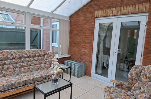 Rugby House | Family-run 5 star accommodation with Consistent Superhosts - home from home