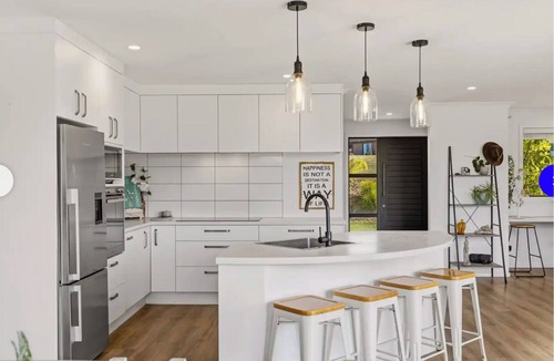 Morrinsville House | Family sized Fieldays Retreat, 30 Minutes from Mystery Creek!