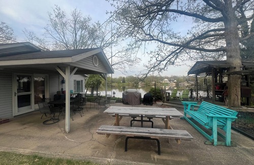 Centralia House | Family-sized home with best view of the lake! Firepit and boat access! n