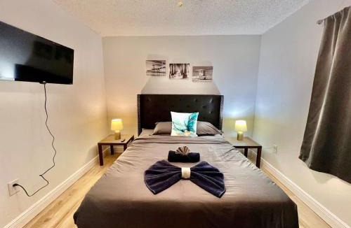 Spring Hill House | family Spacious Heated Pool Home 5 Min To Weeki Wachee
