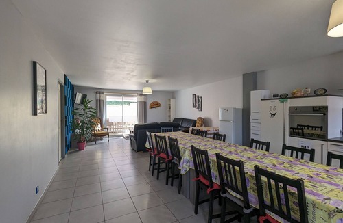 Neuvy-Saint-Sepulchre Bed & Breakfast | Family Suite with Breakfast, Terrace, and Private Floor - Neuvy-Saint-Sépulchre