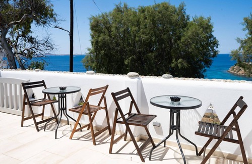 Agios Stefanos House | Family With Sea View
