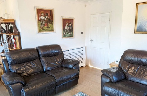 Dilton Marsh House | Famous White Horse on the Hill, House to rent in Westbury Wiltshire