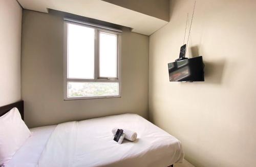 Hegarmanah Apartment | Fancy 2BR at Skyland City Jatinangor Apartment By Travelio