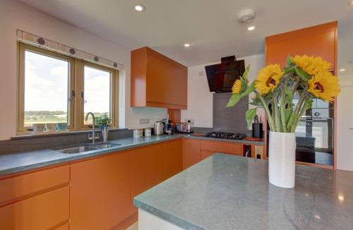 Ringstead House | Fantail