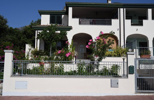 Cala Gonone Apartment | Fantastic 180 sq. m. apartment in cozy dream villa