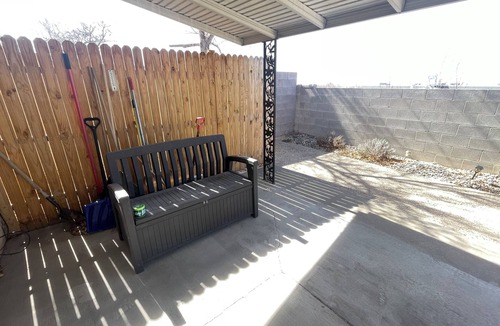 Cibola Addition Condo | Fantastic 2-bed 2 ba condo near foothills trails perfect for your getaway