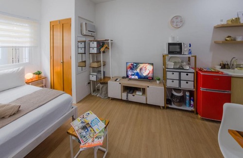 Maribago Apartment | Fantastic 2 Bed Studio Condo in Mactan Cebu with Free parking