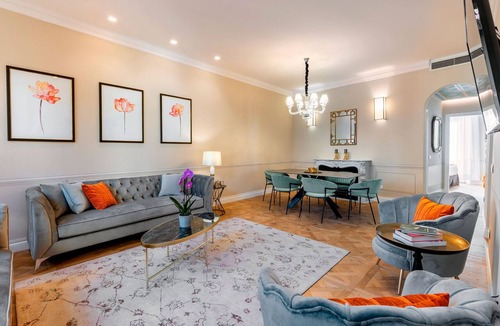 Duomo Apartment | Fantastic 3 bd apartment in the heart of Florence.Via della Spada
