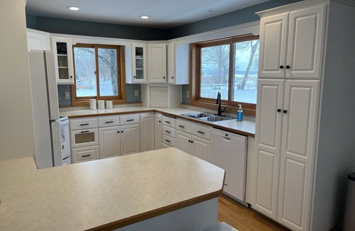 Alexandria House | Fantastic 3 bed, 2 bath Lake Miltona Home near famed sandbar. Sleeps 10. Lic2114