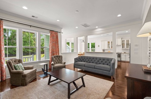 Mount Pleasant House | Fantastic 4-bedroom House in Adorable Mount Pleasant