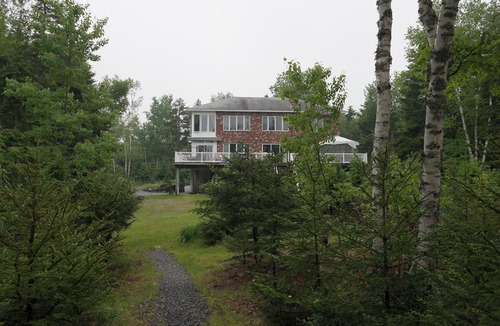 Lamoine House | Fantastic 5-bedroom building in cool Ellsworth for your getaway