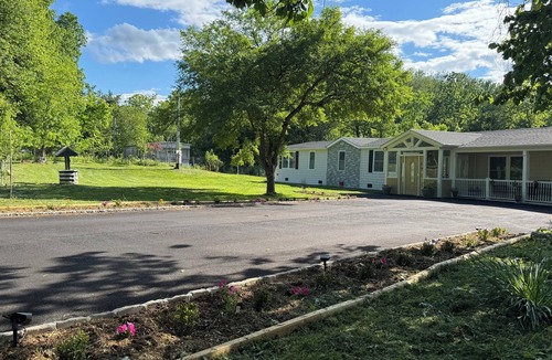 Middle Hope House | Fantastic 5-bedroom house with a pool in charming Clintondale