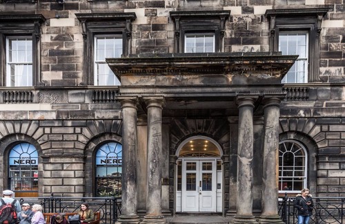 Old Town Apartment | Fantastic corner 2 bedroom property with astounding views of the famous historic Royal Mile.