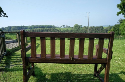 Newchapel Cottage | Fantastic couples escape to the country. Quiet, rural location, pet friendly.