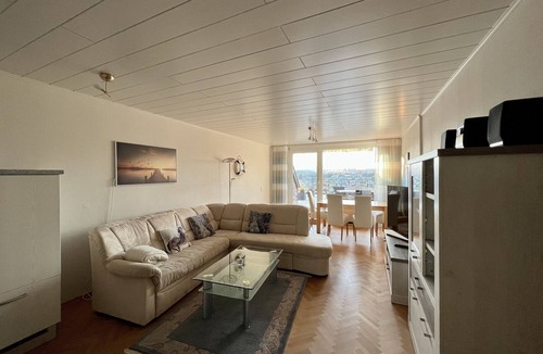 Woffelsbach Condo | Fantastic maisonette apartment on a south-facing slope above the Rursee in Woffelsbach