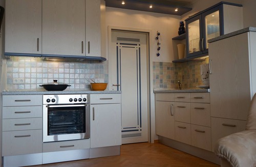 Woffelsbach Condo | Fantastic maisonette apartment on a south-facing slope above the Rursee in Woffelsbach