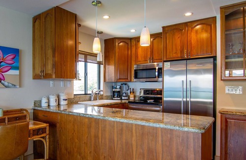 Kahana Condo | Fantastic details throughout 2BD oceanfront condo