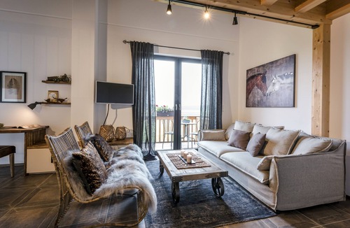 Hart Apartment | Fantastic "Hochgern" vacation apartment on the Fasanenhöhe horse farm