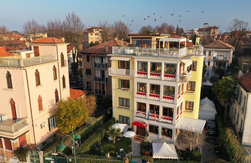 San Nicolo Apartment | Fantastic Lagoon view Apartment in Venice Lido